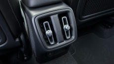 Volvo Xc40 2.0 B4P Inscription Pro 5dr Auto Petrol Estate